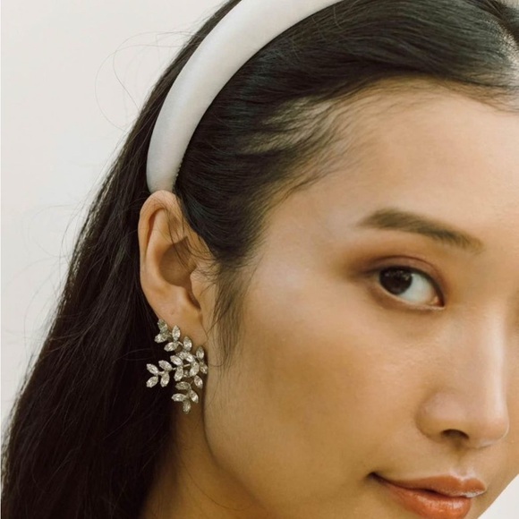 Jennifer Behr White Satin Headband - Picture 1 of 3
